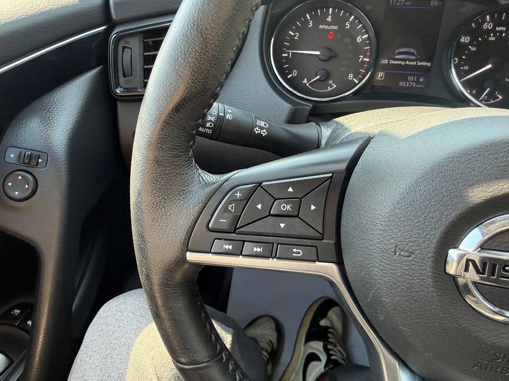 Used 2019 Nissan Rogue Sport SL w/ Premium Package AWD/4WD image 16