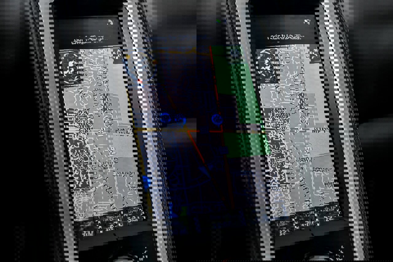 Used 2015 McLaren 650S Spider image 34