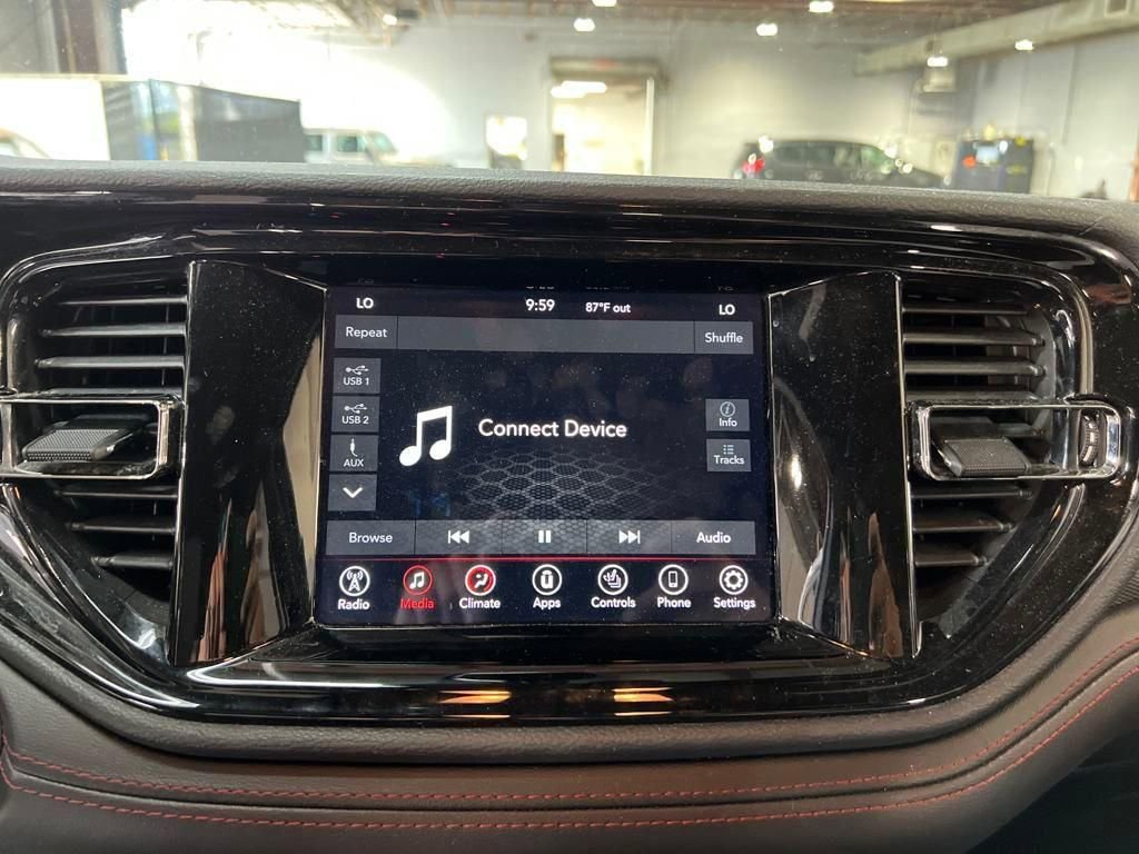 Used 2024 Dodge Durango GT image 26