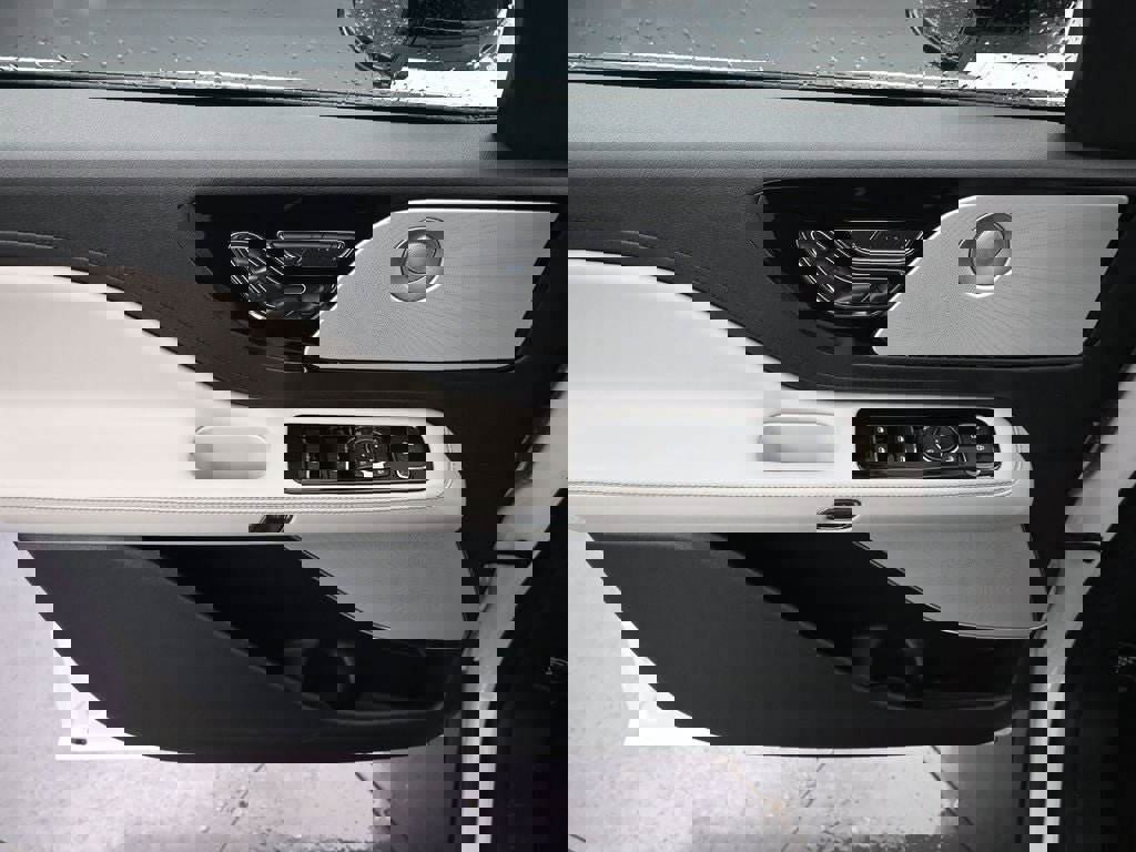 New 2026 Lincoln Aviator Reserve image 27