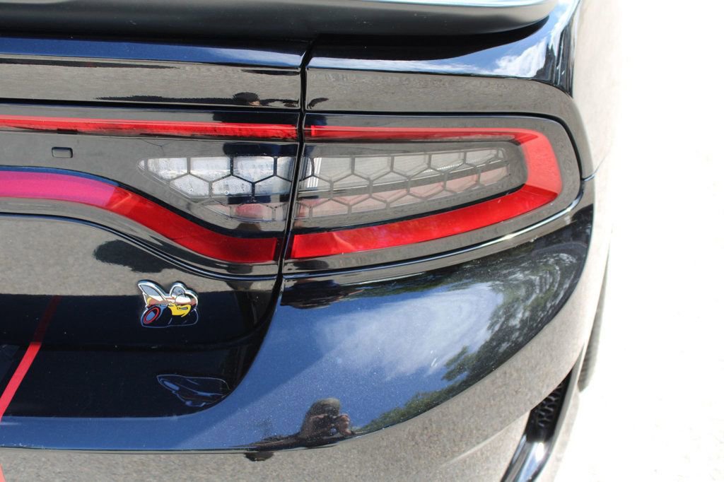 Used 2019 Dodge Charger Scat Pack w/ Dynamics Package RWD image 11