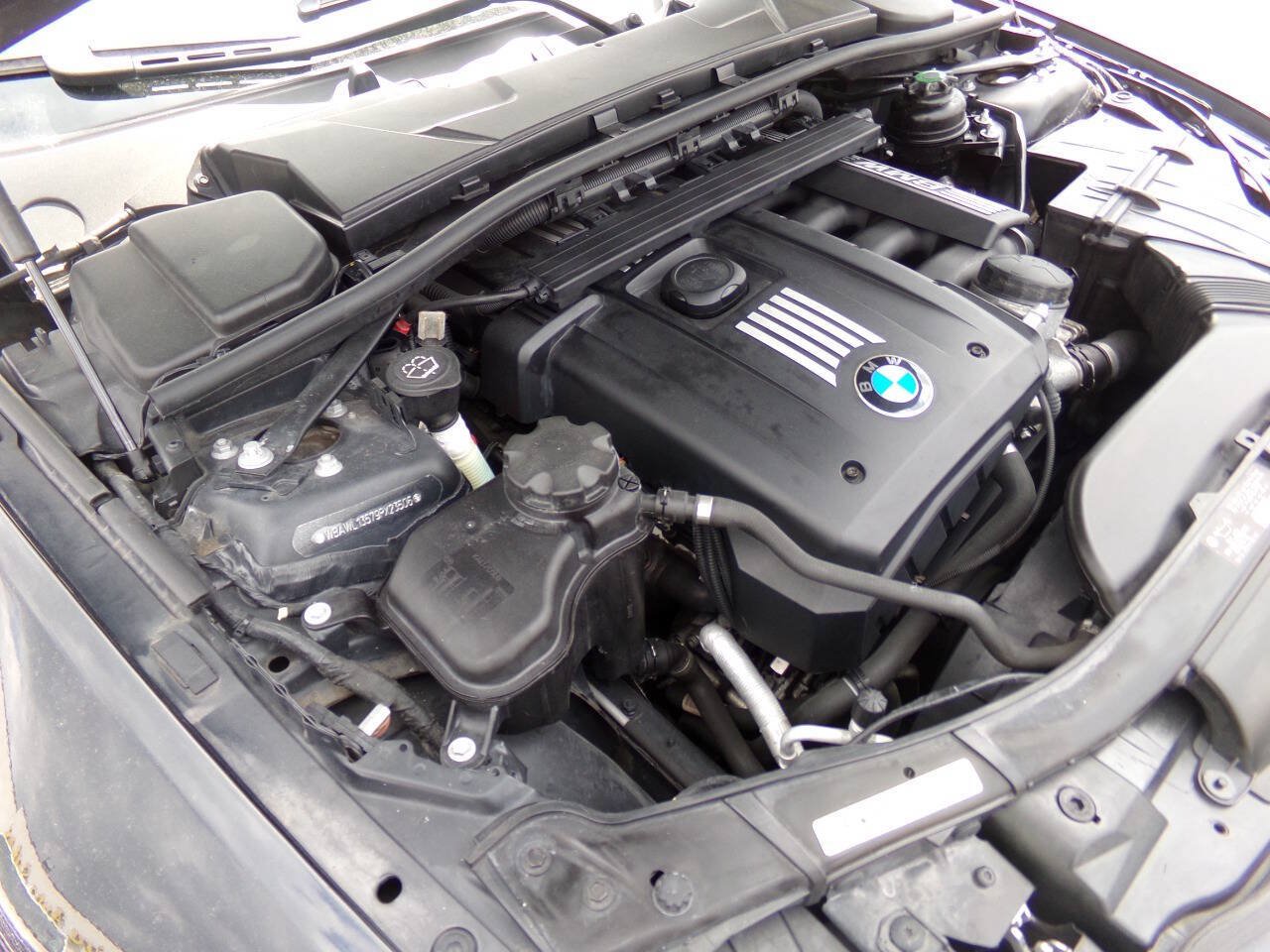Used 2009 BMW 328i Convertible RWD image 26