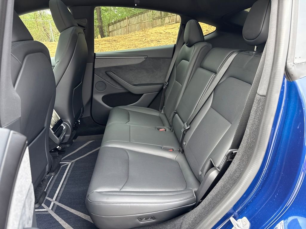 Used 2026 Tesla Model Y Long Range image 25