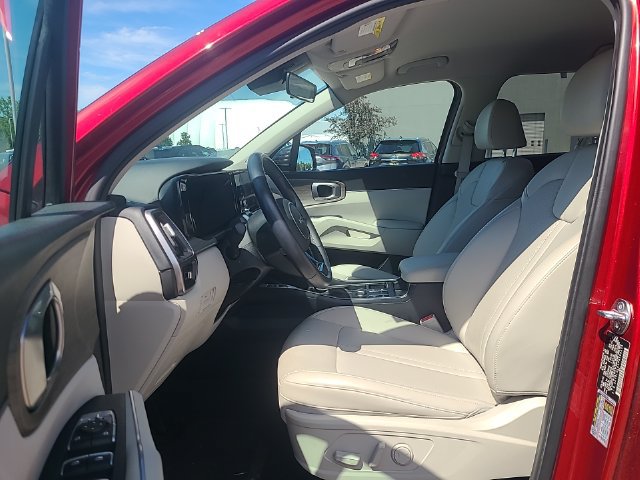 Used 2023 Kia Sorento S AWD/4WD image 12