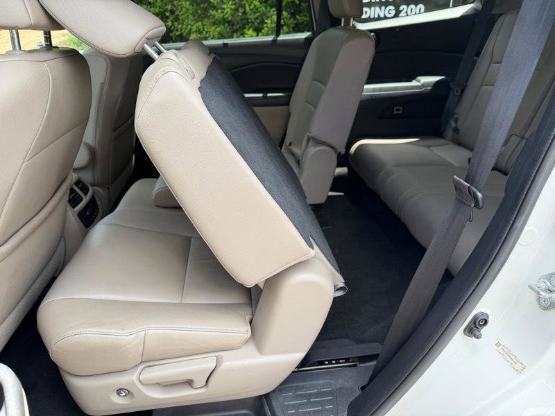 Used 2016 Honda Pilot Touring image 31