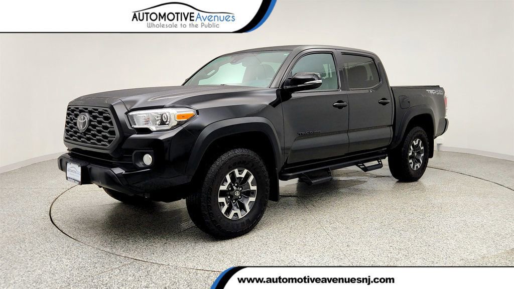 Used 2023 Toyota Tacoma TRD Off-Road w/ TRD Premium Off Road Package AWD/4WD image 1