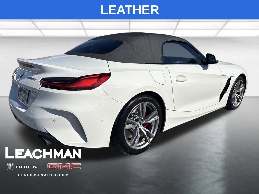 Used 2023 BMW Z4 sDrive30i w/ Premium Package image 3