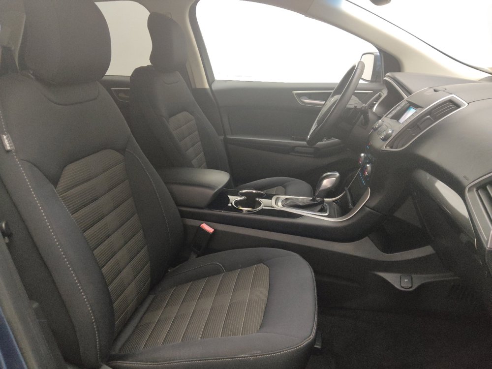 Used 2018 Ford Edge SEL image 21