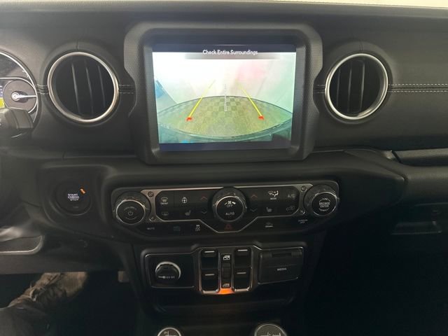 Used 2023 Jeep Wrangler Unlimited Sahara w/ Cold Weather Group image 22