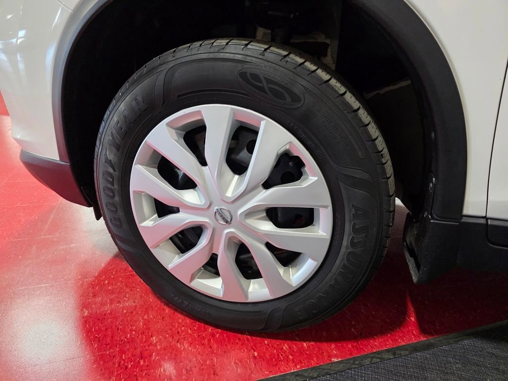 Used 2019 Nissan Rogue S image 10