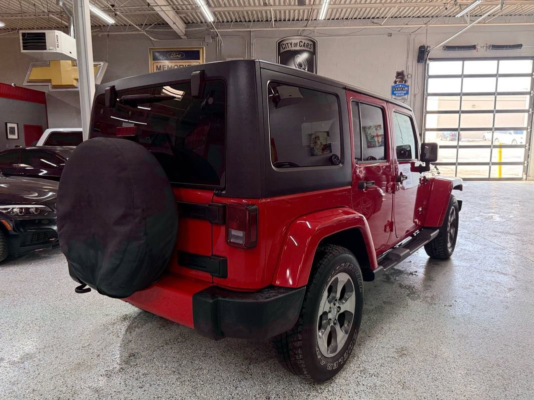 Used 2016 Jeep Wrangler Unlimited Sahara w/ Dual Top Group image 5