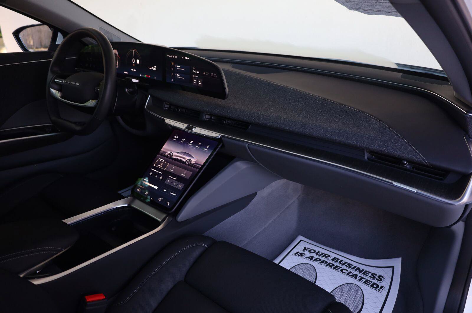 Used 2025 Lucid Air Touring AWD/4WD image 25