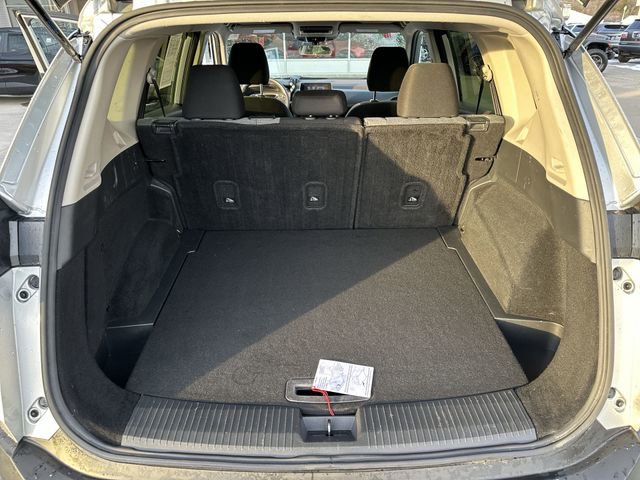 Used 2023 Nissan Rogue SV image 24