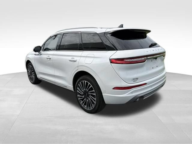 Used 2022 Lincoln Corsair Reserve w/ Equipment Group 201A AWD/4WD image 5