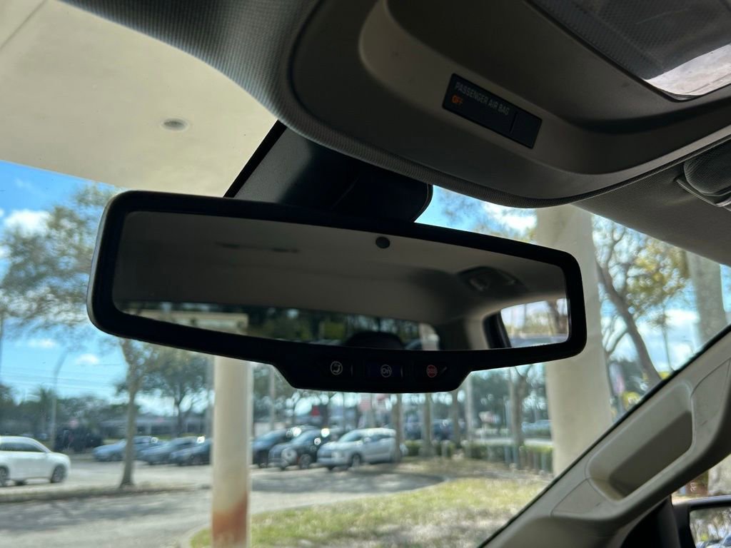 Used 2015 GMC Canyon SLT image 60