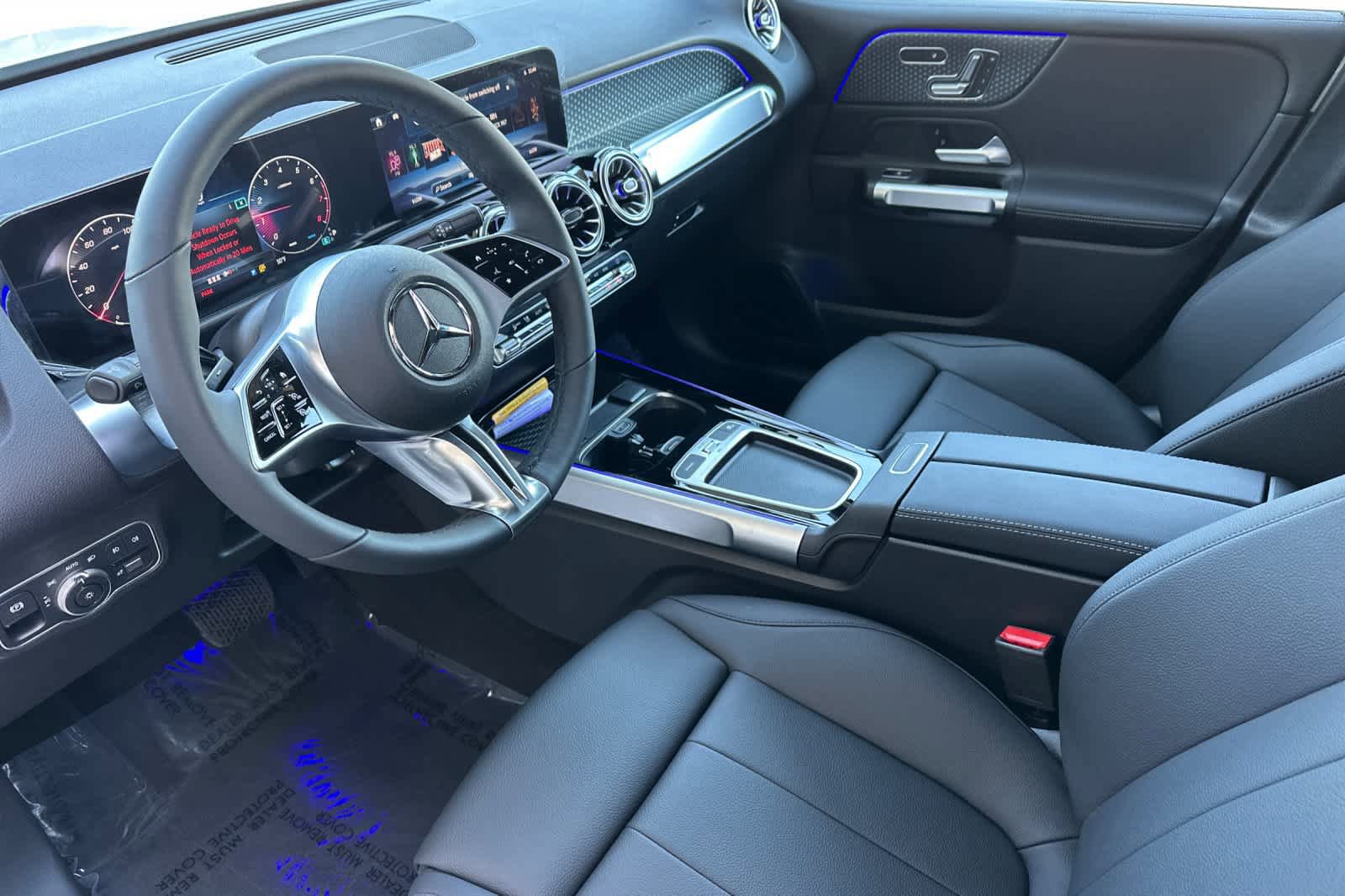 New 2026 Mercedes-Benz GLB 250 image 9