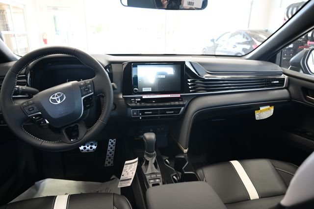 New 2026 Toyota Camry SE FWD image 13