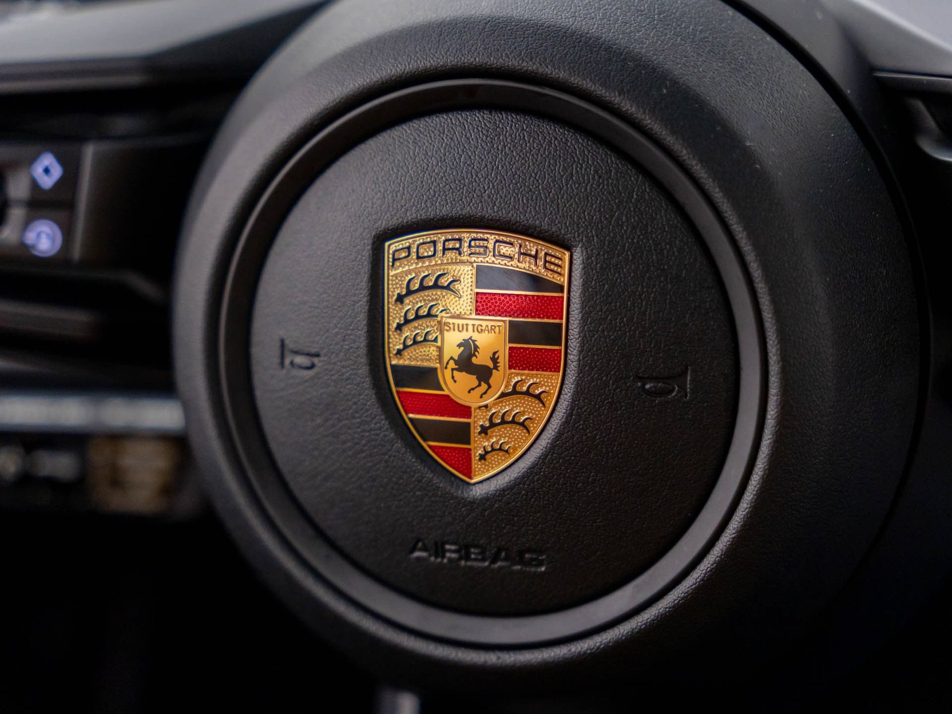 Used 2020 Porsche Taycan 4S AWD/4WD image 26
