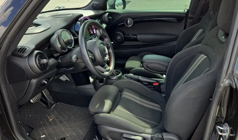 Used 2019 MINI Cooper John Cooper Works w/ Storage Package FWD image 4