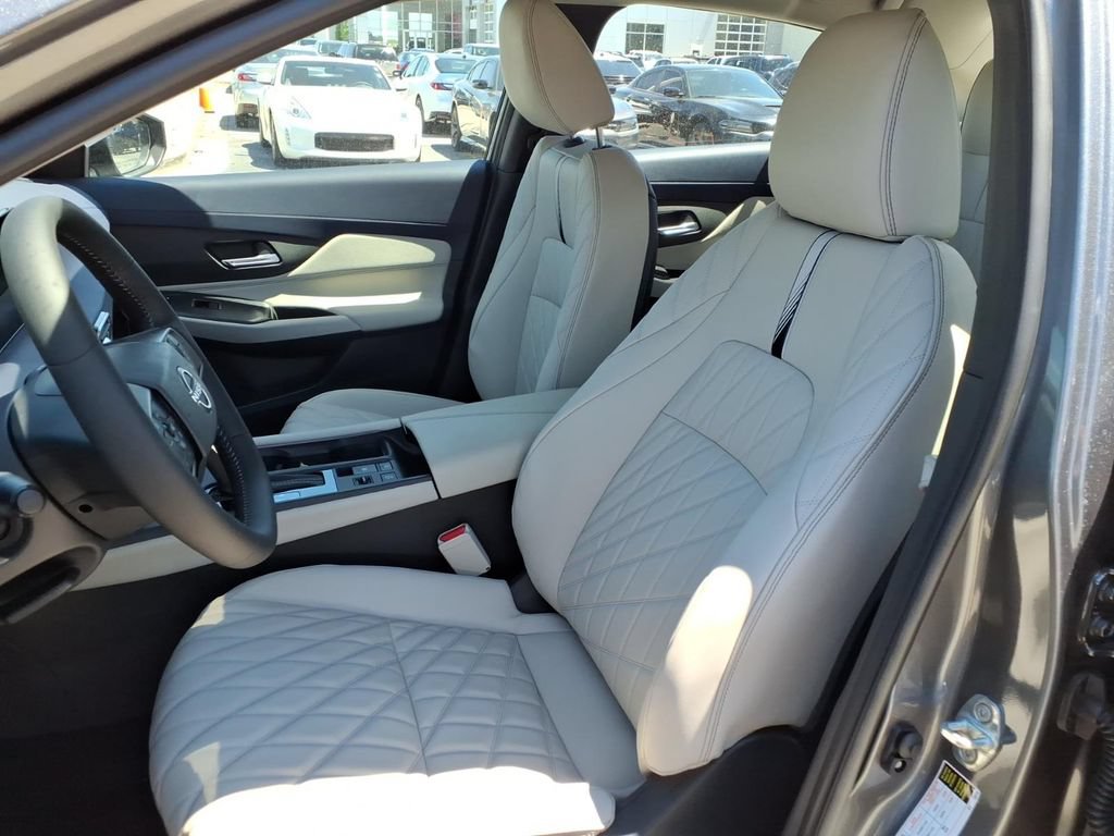 New 2026 Nissan Sentra SL w/ Floor Mat Package FWD image 12