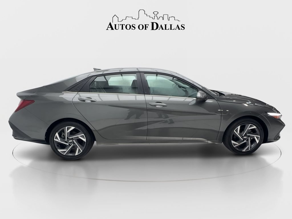 Used 2025 Hyundai Elantra Limited FWD image 6