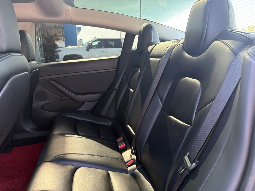 Used 2022 Tesla Model 3 RWD image 9