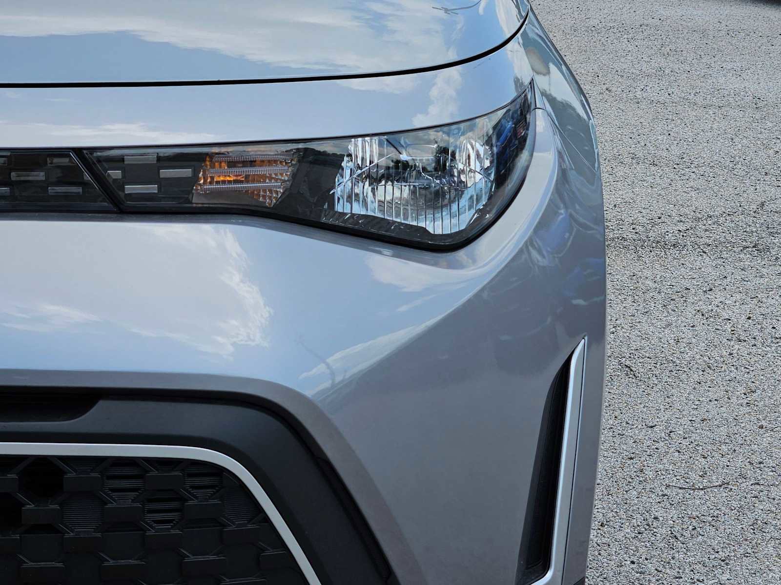 Certified 2025 Kia Soul LX FWD image 10