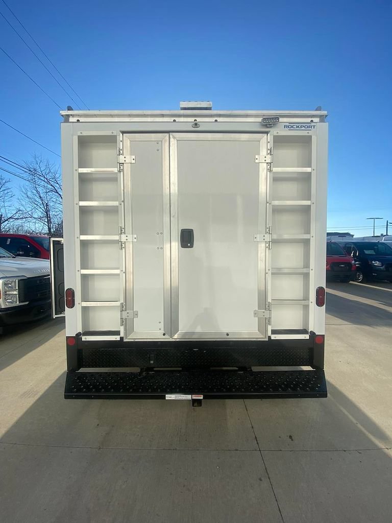 New 2026 Ford E-450 and Econoline 450 Super Duty w/ Power Equipment Group RWD image 9