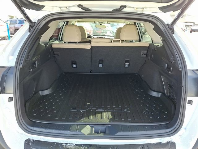 Certified 2025 Subaru Outback Limited image 31