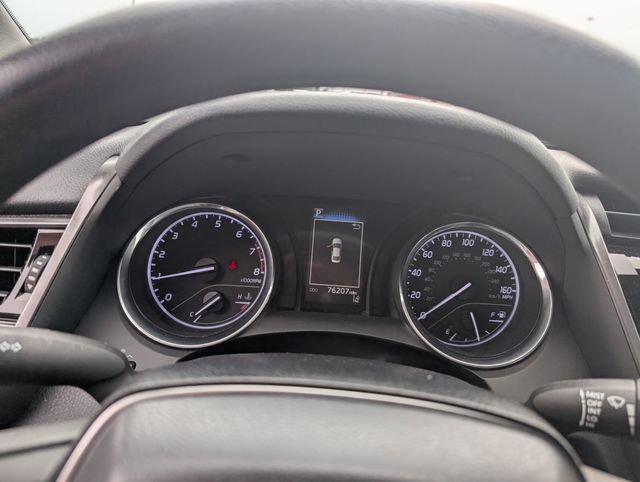Used 2019 Toyota Camry LE FWD image 19