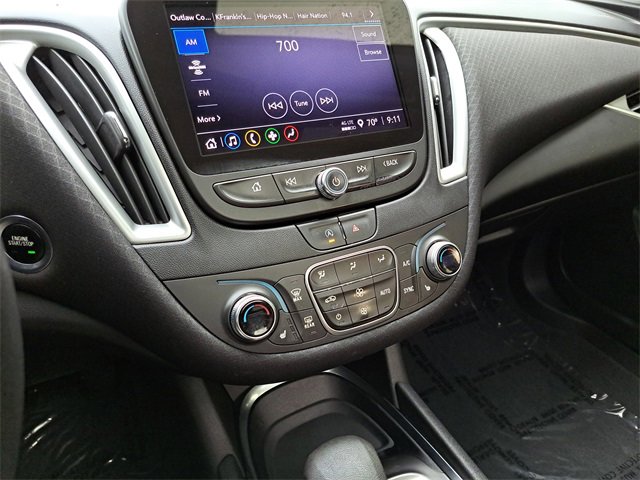 Used 2022 Chevrolet Malibu LT image 13