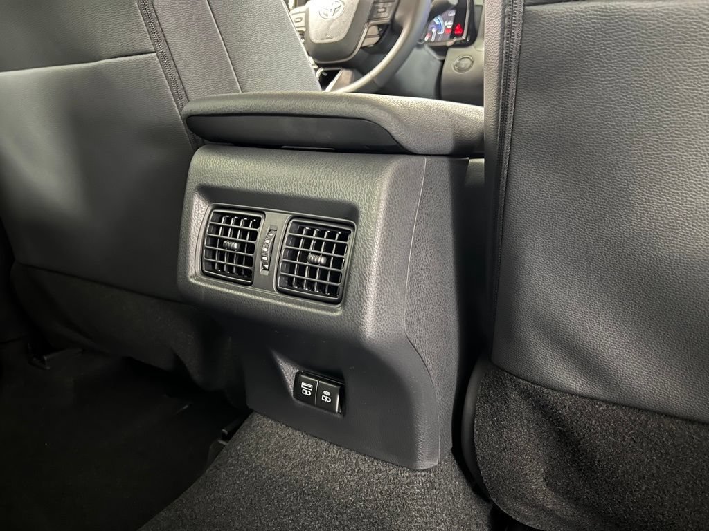 New 2026 Toyota Camry SE FWD image 17