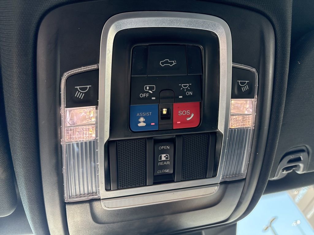 Used 2023 RAM 1500 Laramie image 28