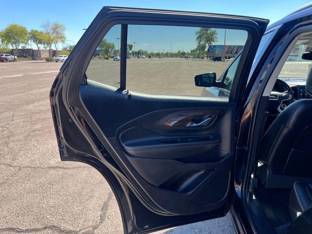 Used 2019 GMC Terrain Denali w/ Driver Alert Package II FWD image 23