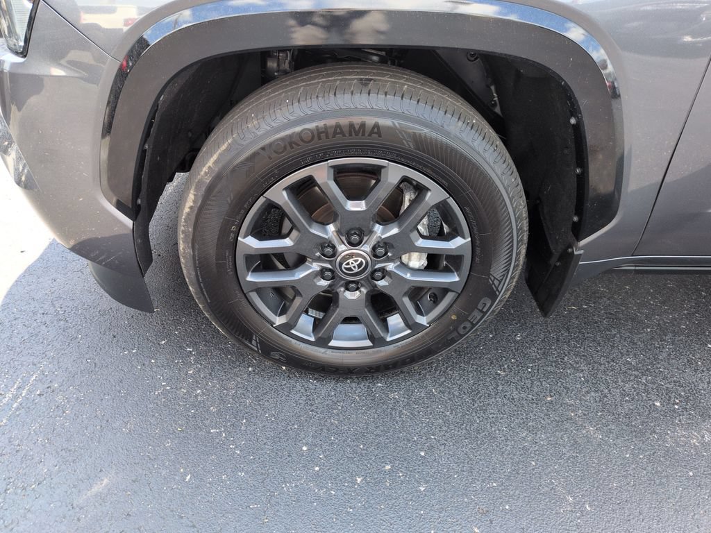 Certified 2025 Toyota Sequoia Platinum AWD/4WD image 27