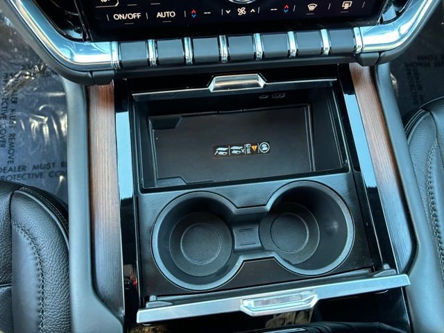 Certified 2025 GMC Yukon Denali image 23