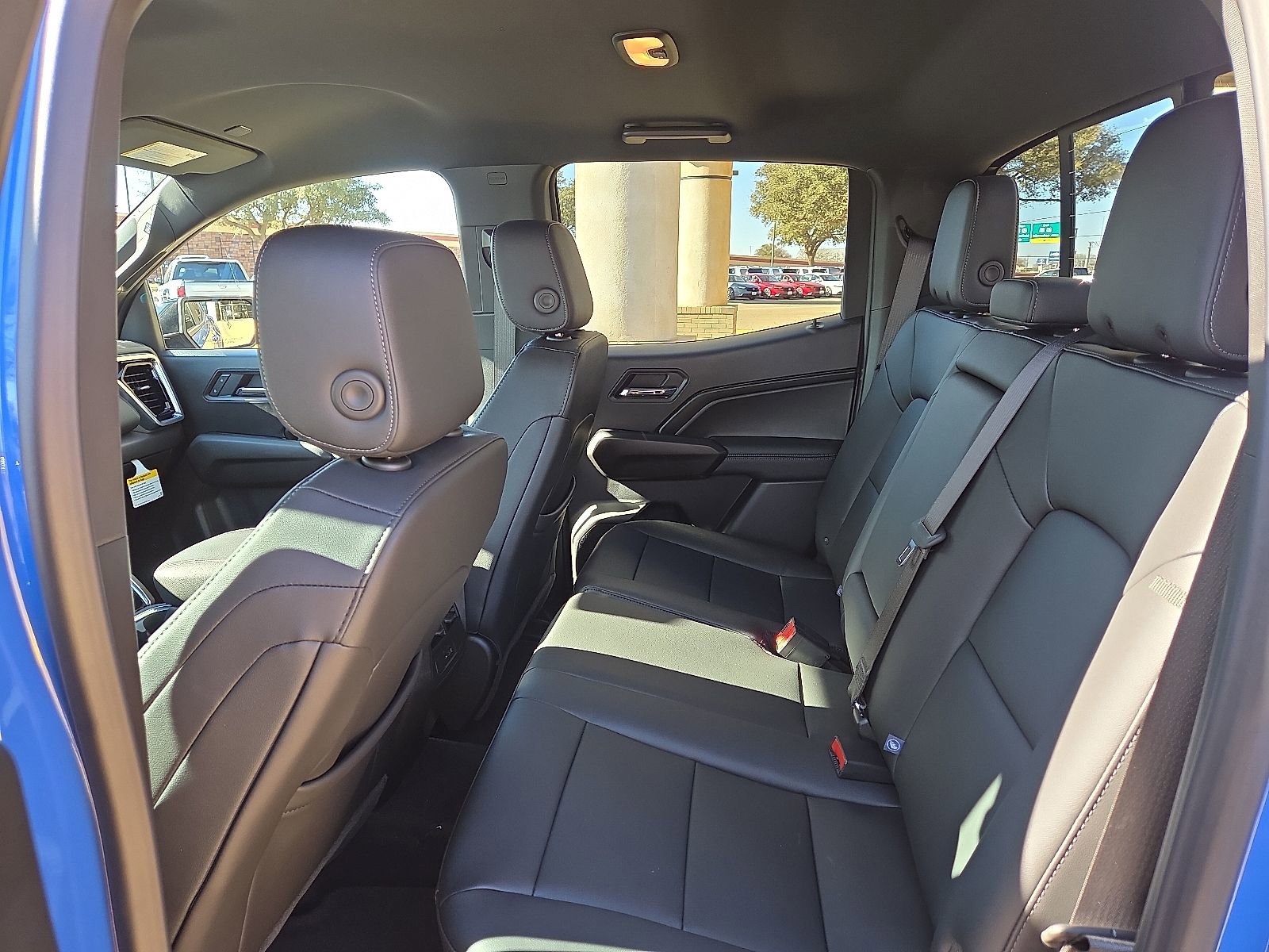 New 2026 GMC Canyon Elevation w/ Convenience Package image 4