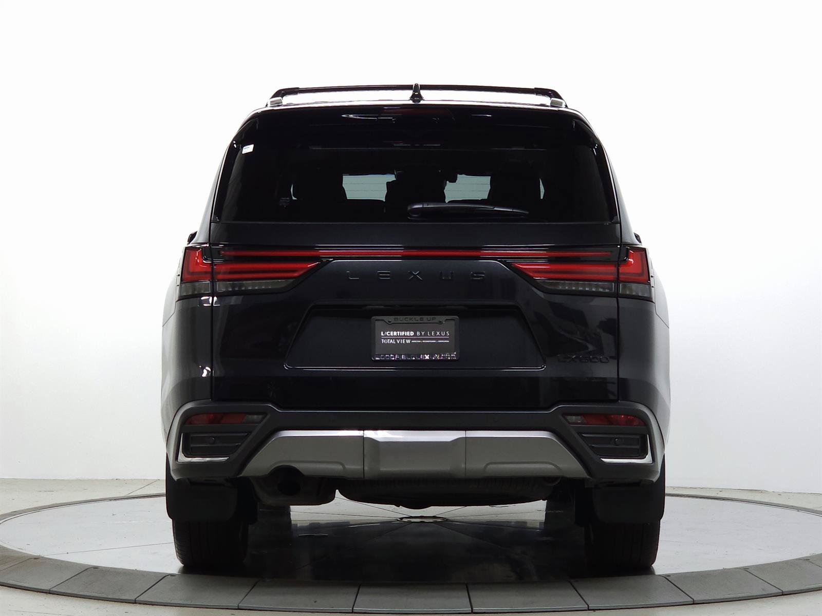 Used 2025 Lexus LX 600 4WD w/ Accessory Package (2T) image 6