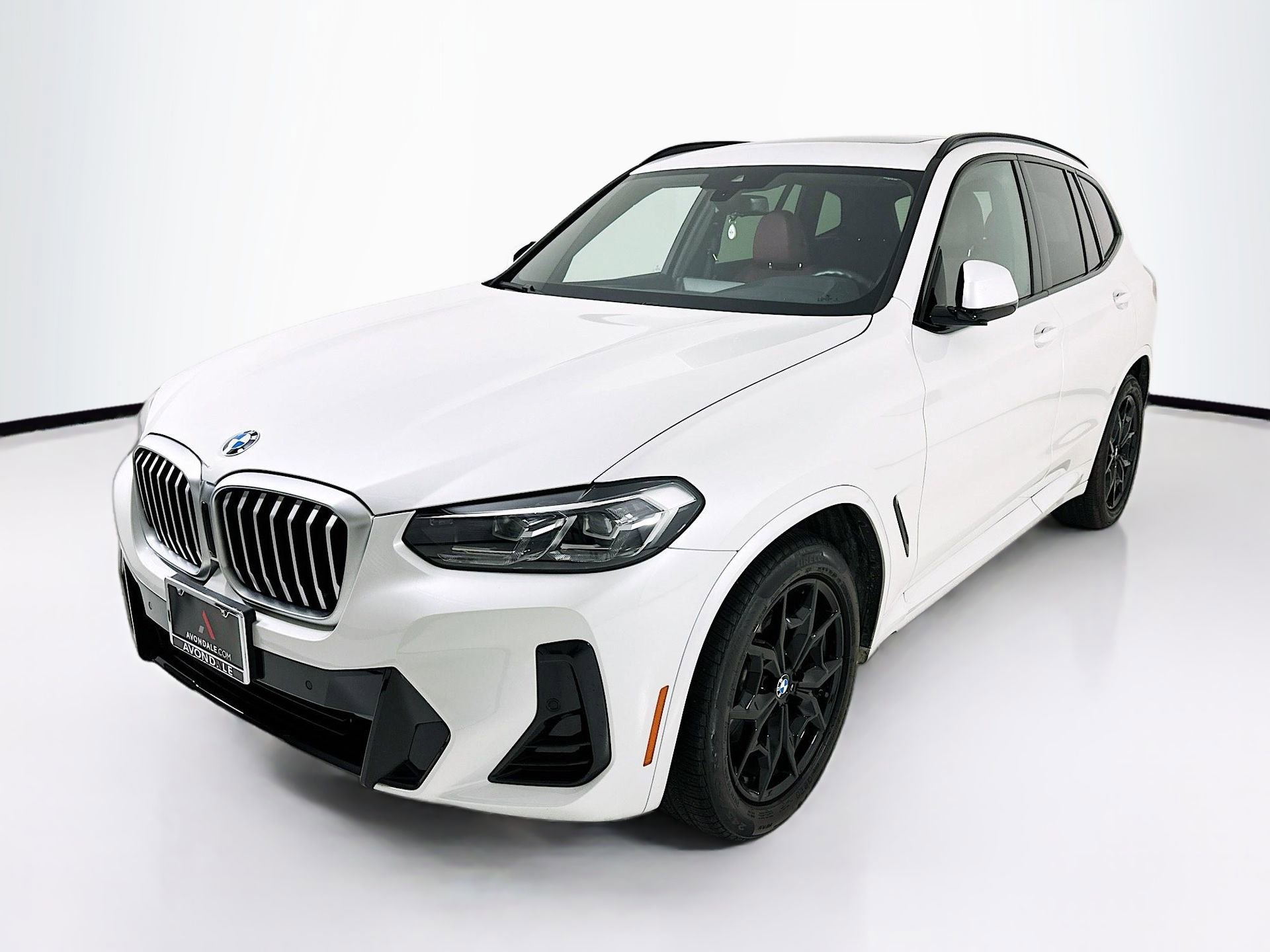 Used 2023 BMW X3 sDrive30i w/ M Sport Package image 3
