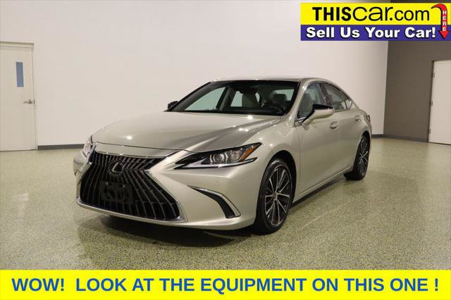 Used 2024 Lexus ES 350 w/ Premium Package FWD image 4