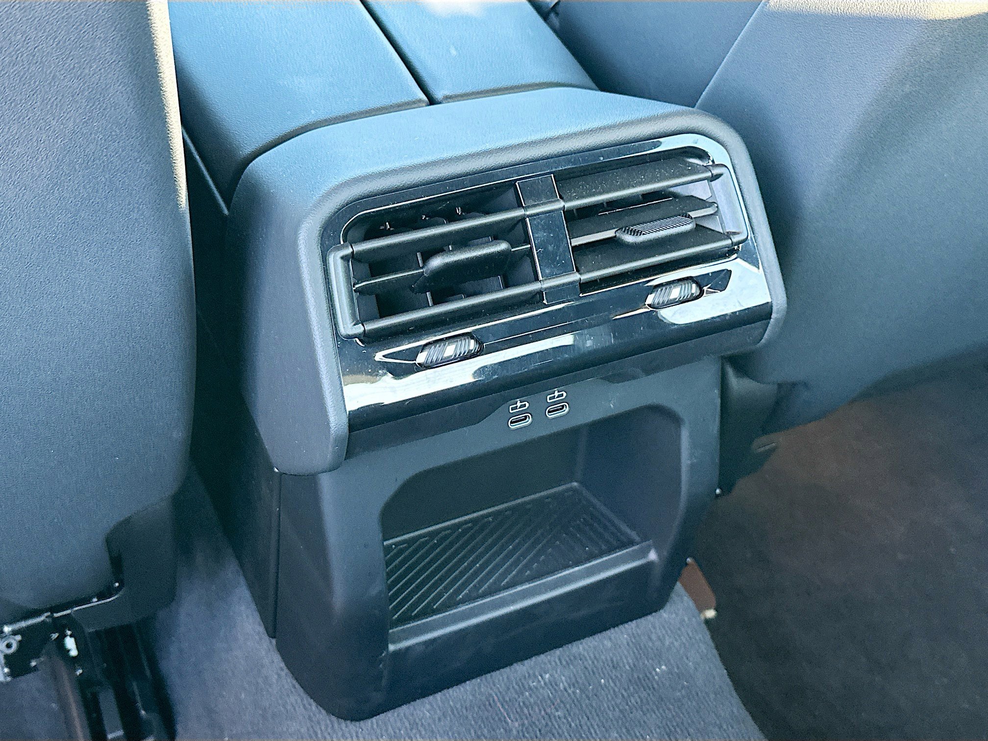 Used 2024 BMW i5 eDrive40i w/ Premium Package image 25