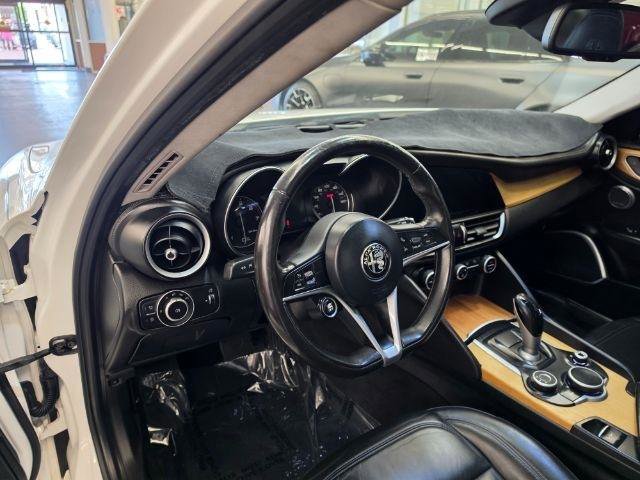 Used 2017 Alfa Romeo Giulia Ti w/ TI Lusso Light Wood Package AWD/4WD image 8