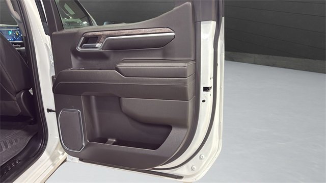 Used 2023 Chevrolet Silverado 1500 LTZ image 30