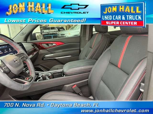 Used 2025 Chevrolet Traverse RS w/ LPO, Floor Liner Package FWD image 17