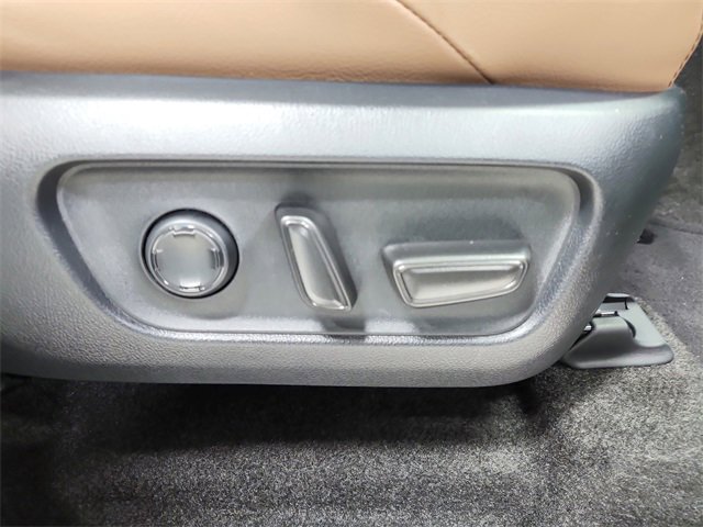 Used 2025 Toyota 4Runner Limited image 40