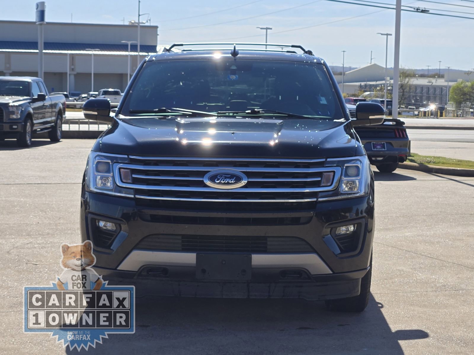 Used 2021 Ford Expedition XLT image 2