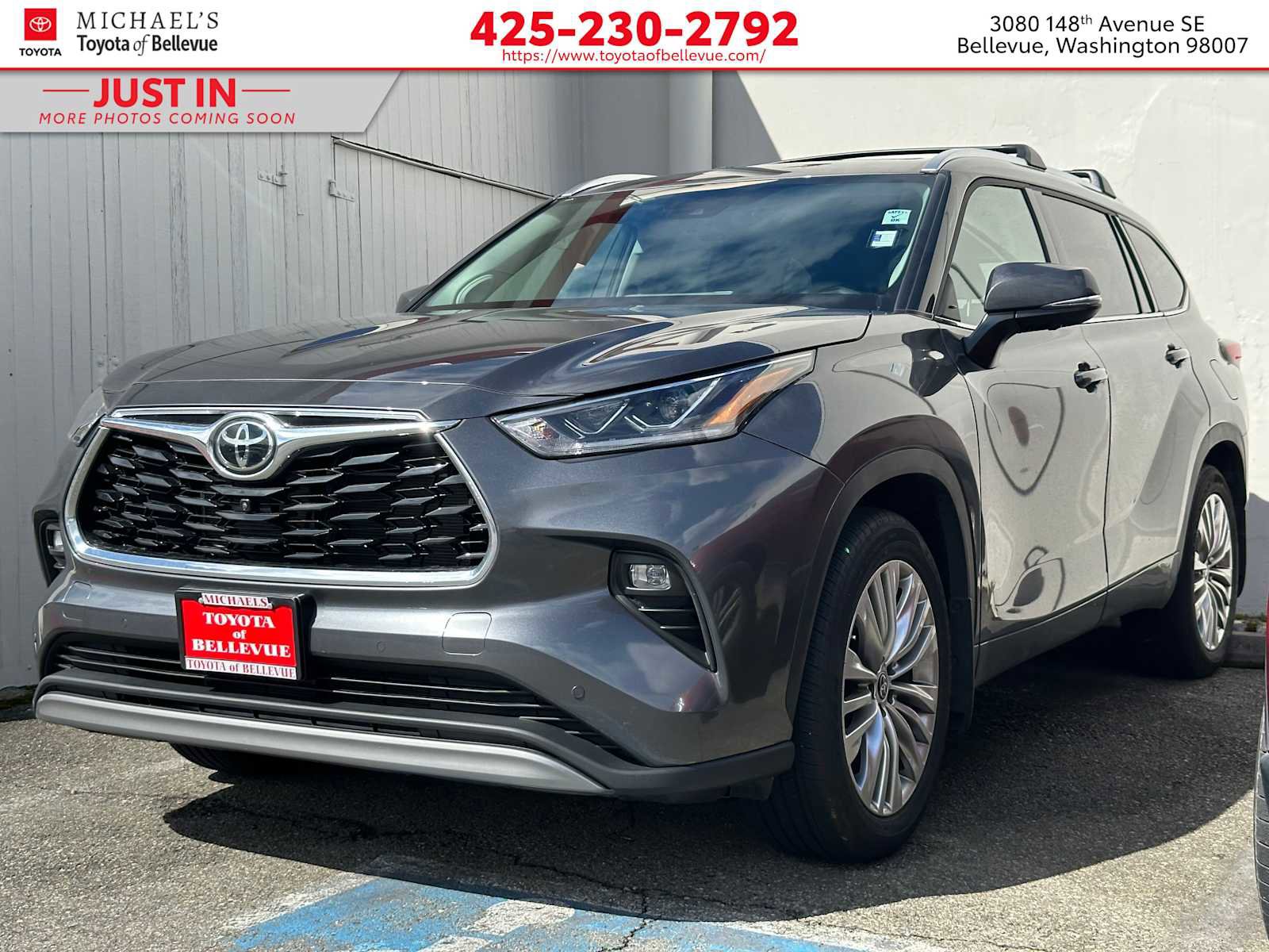 Used 2025 Toyota Highlander Platinum image 1