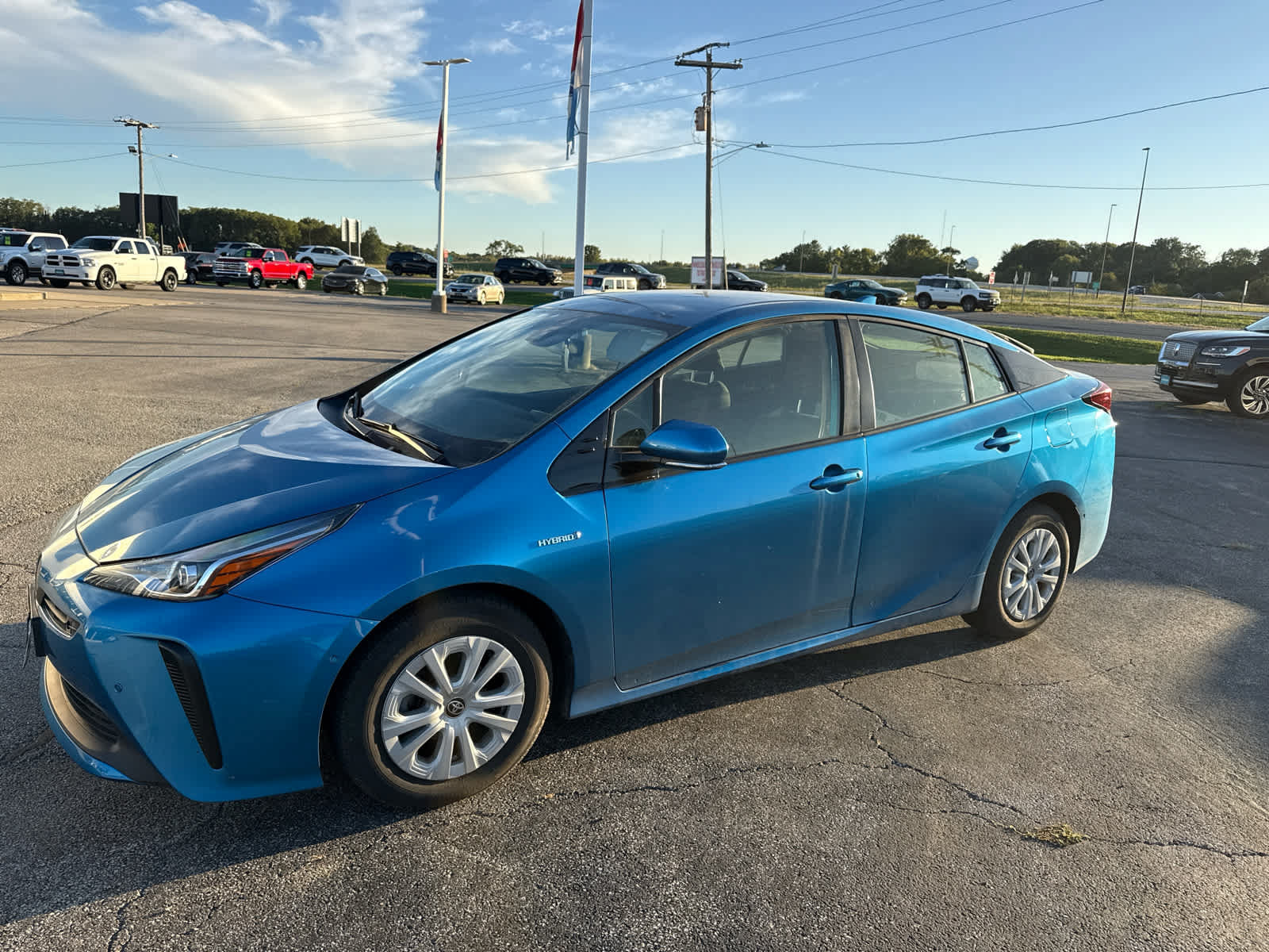 Used 2019 Toyota Prius LE FWD image 7
