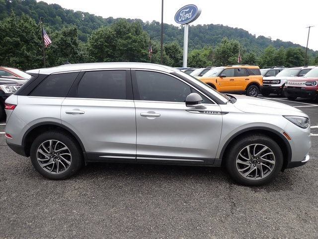 Used 2020 Lincoln Corsair AWD w/ Equipment Group 101A image 7