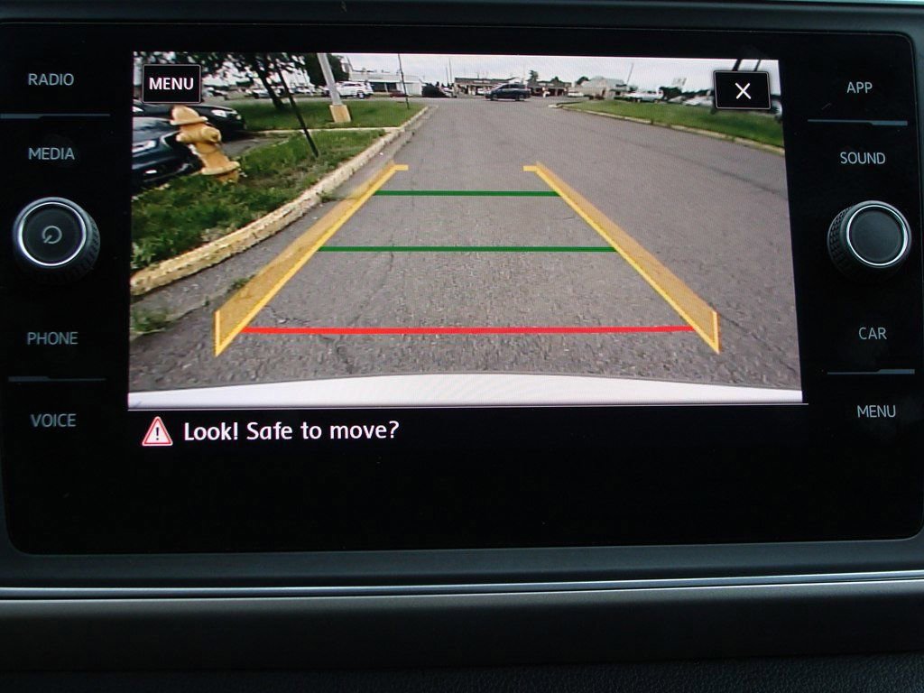 Used 2018 Volkswagen Atlas SE image 24